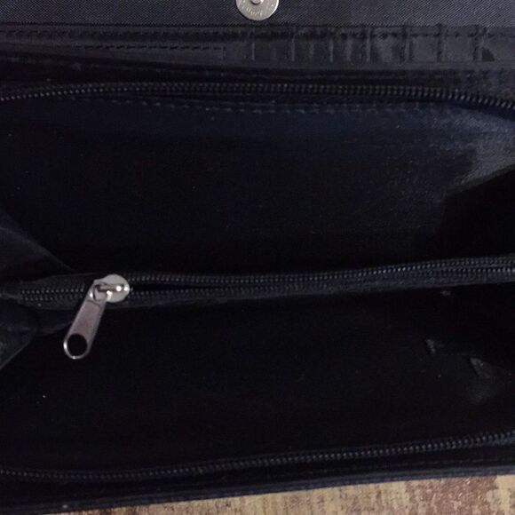 Nicole Miller New York Wallet - Picture 5 of 5